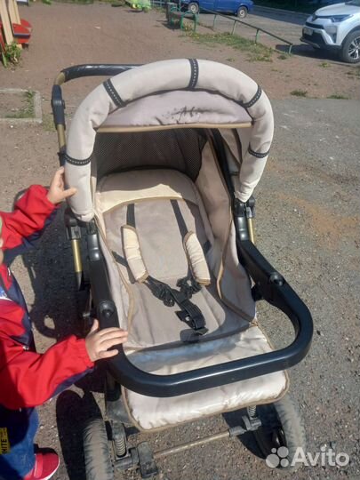 Коляска с перекидной ручкой