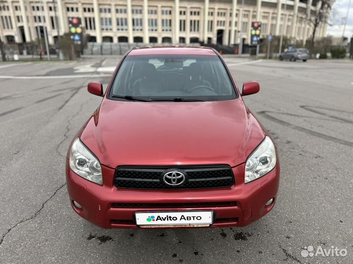 Toyota RAV4 2.0 AT, 2006, 198 000 км