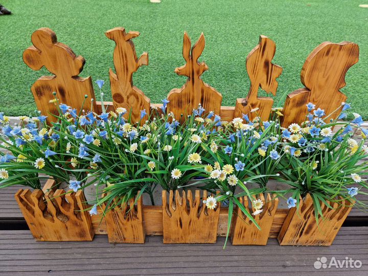 Деревянные уличные кашпо