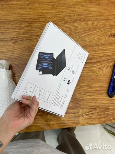 Чехол на iPad pro 11 с клавиатурой