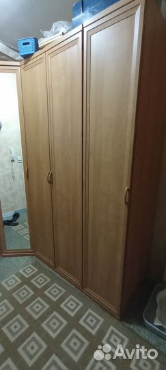 Прихожая угловая бу