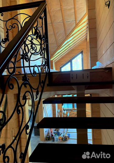 Изготовление лестниц, металлоконструкций