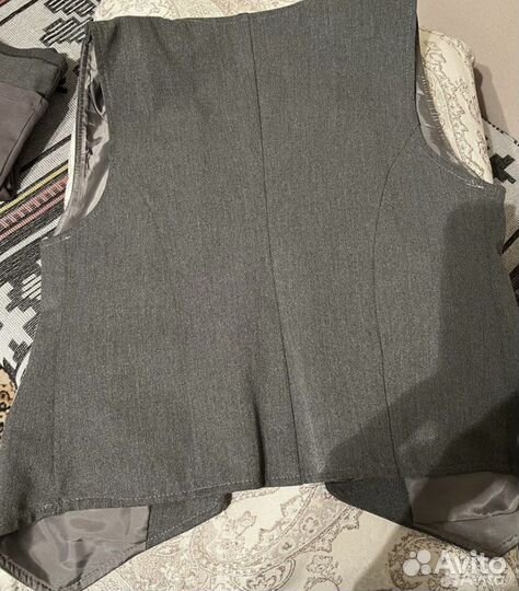 Жилетка для девочки школьная серая