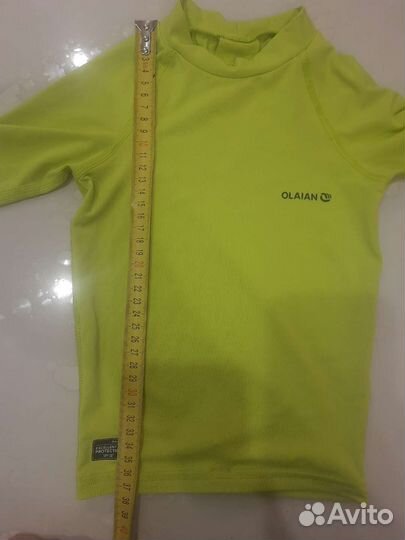 Солнцезащитная футболка для плавания /рашгард