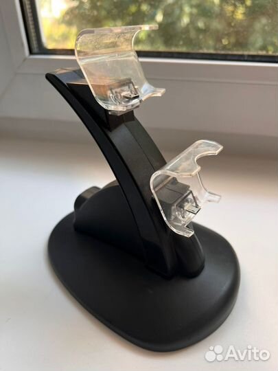 Зарядное устройство для гемпадов ps4