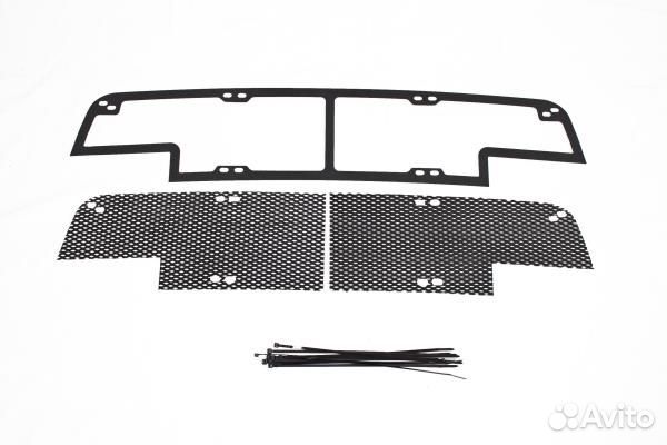 Защитная сетка решетки переднего бампера Renaul