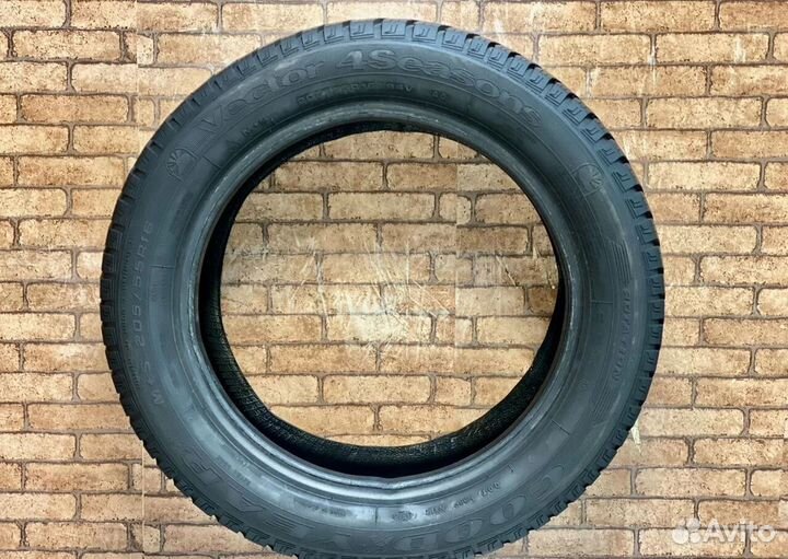 Goodyear Vector 4Seasons 205/55 R16