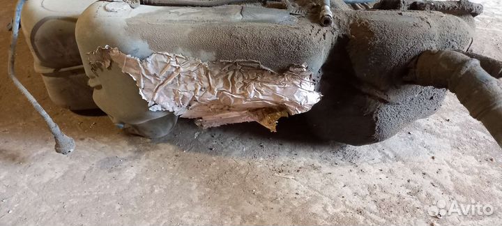 Топливный бак Volvo S80