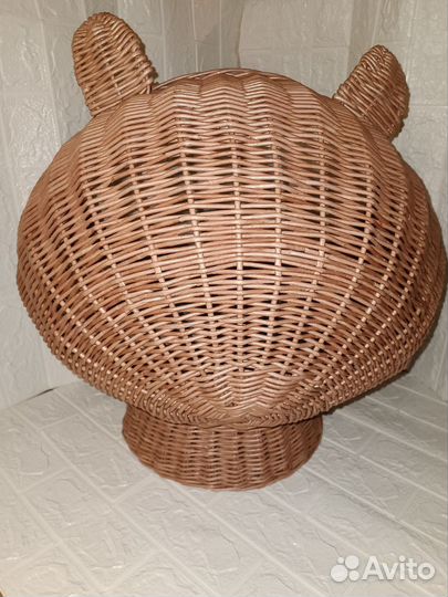 Лежанка для кошек плетеная