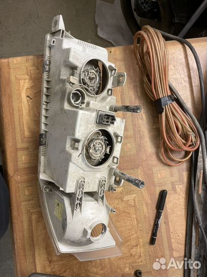 Правая фара Ваз 2110 2111 2112