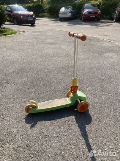 Самокат детский трехколесный