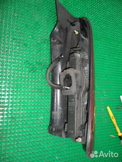 Фонарь задний наружный левый Renault Espace 4 (JK