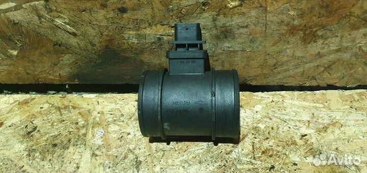 Расходомер воздуха (массметр) Opel Astra H carava