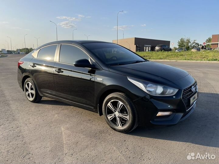 Hyundai Solaris 1.6 AT, 2018, 100 000 км