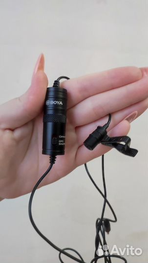 Петличный микрофон boya