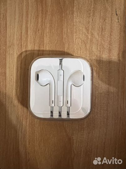 Наушники earpods