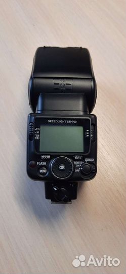 Фотовспышка Nikon Speedlight SB-700