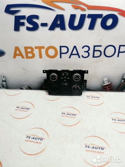 Блок управления климат-контролем Suzuki Grand