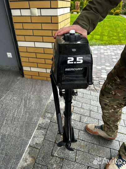 Лодочный мотор