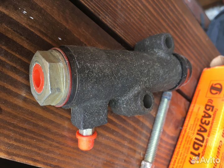 Рабочий цилиндр сцепления ваз 2101-2107 + шланг