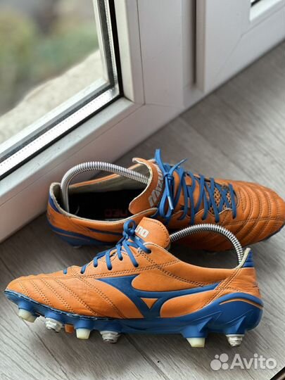 Бутсы Mizuno