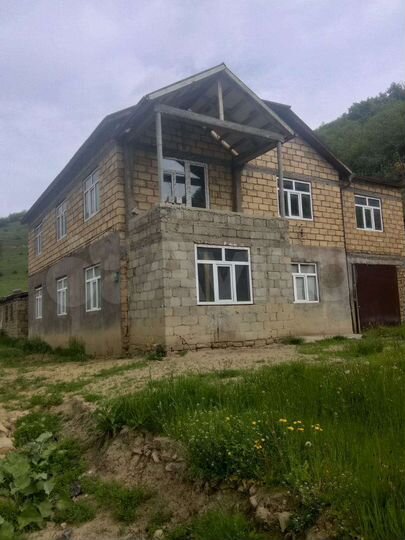 Дом 250 м² на участке 35 сот.