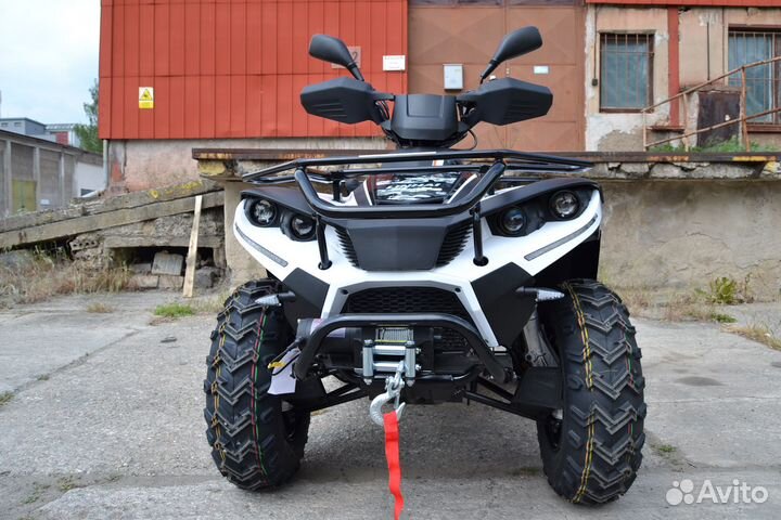 Квадроцикл Linhai-Yamaha D300 витринный