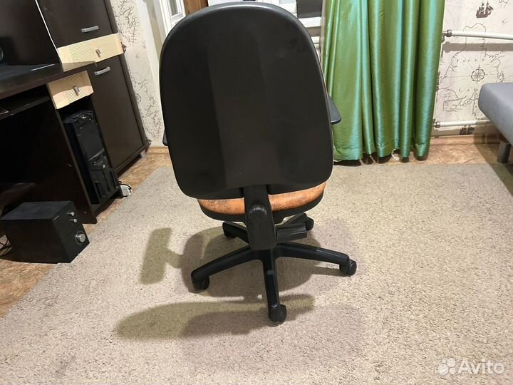 Офисное кресло бу