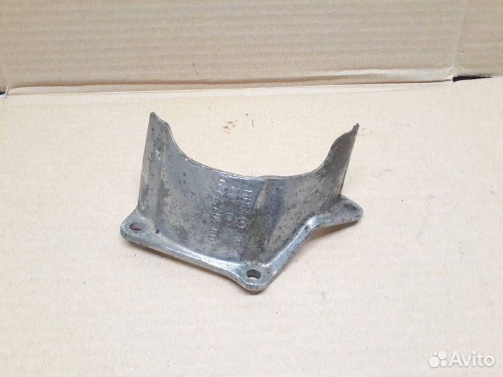 Пыльник шруса правый audi A8 D2 AQF 4D0407722D