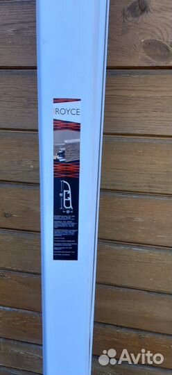Плинтус напольный Royce новый 16шт