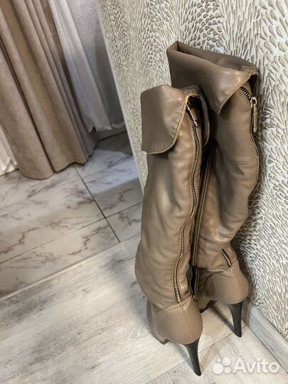 Ботфорты жениские осень/весна