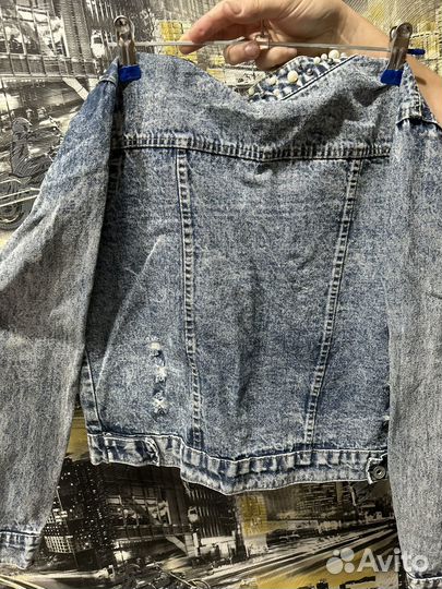 Джинсовая куртка