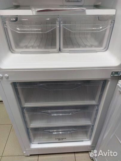 Холодильник Indesit NO Frost 167х60х60