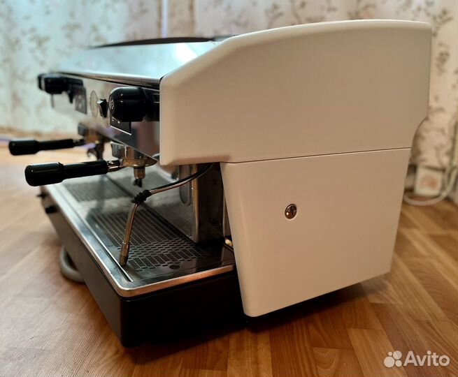 Кофемашина рожковая Итальянская Wega