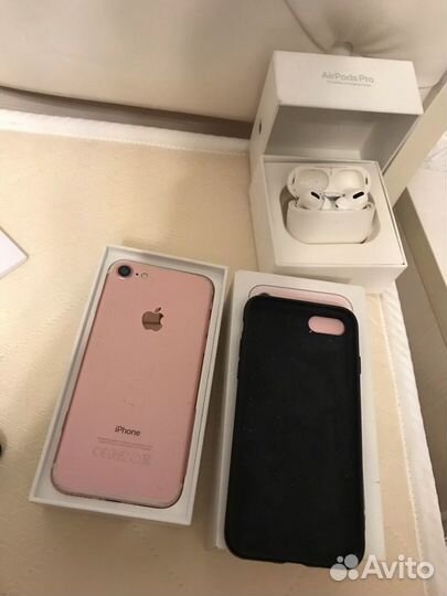 Телефон iPhone 7