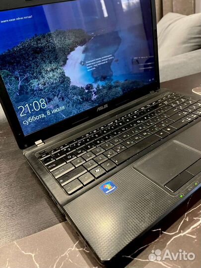 Ноутбук asus