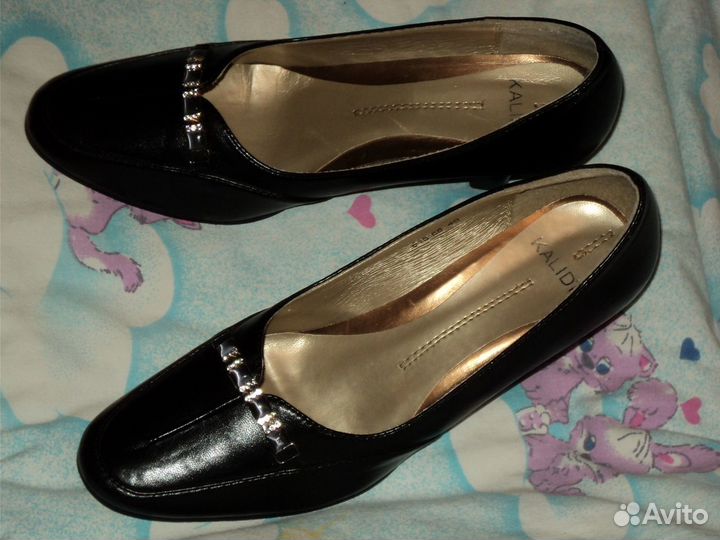 Новые демисезонные туфли