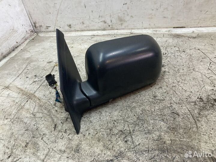 Зеркало заднего вида Mitsubishi Chariot