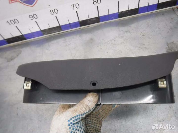 Облицовка панели приборов Лада Калина 21114 2007