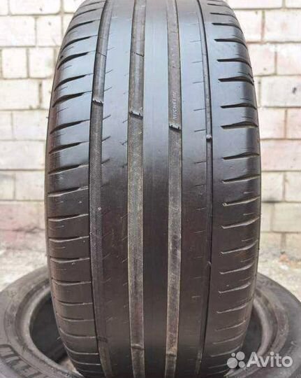 Michelin Pilot Sport 4 SUV 235/50 R19 99V