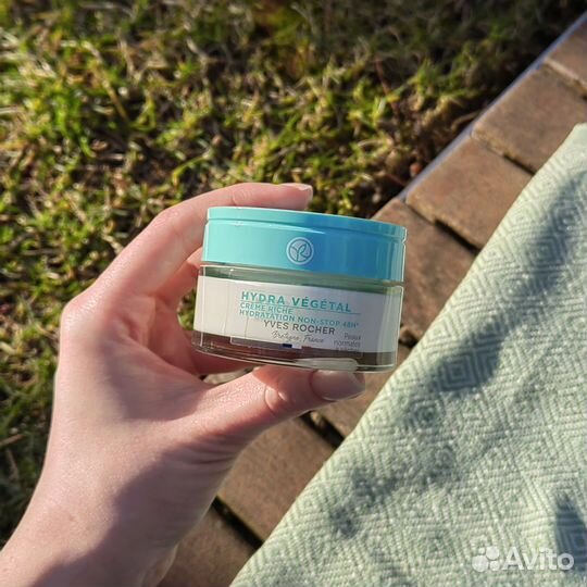 Ив Роше, Крем-Гель «Интенсивное Увлажнение 48Ч»