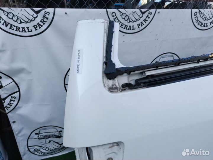 Крыло заднее правое Toyota Alphard MNH10 1MZ 2005