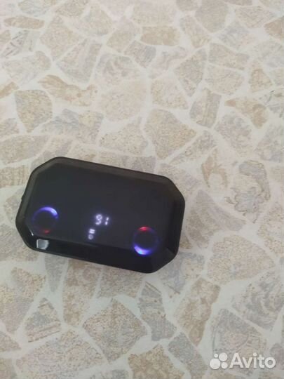 Беспроводные сенсорные наушники новые