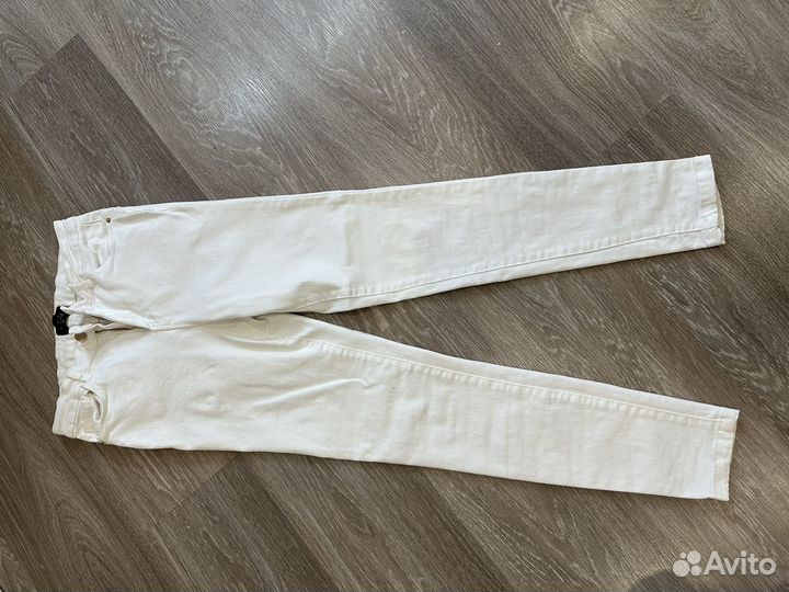 Джинсы скини