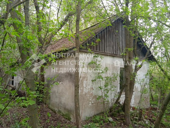 Дом 33 м² на участке 25,3 сот.