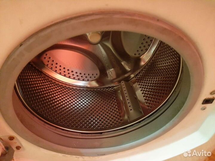 Стиральная машина Ariston avsl 100 на запчасти