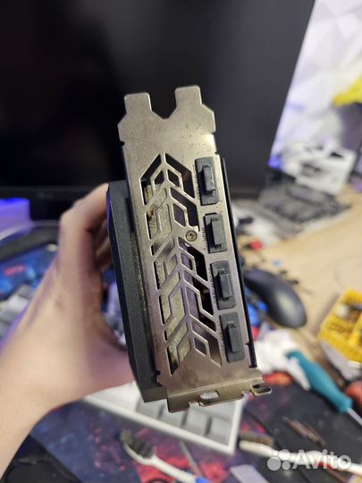 AMD rx 5700 xt (rtx 3060)