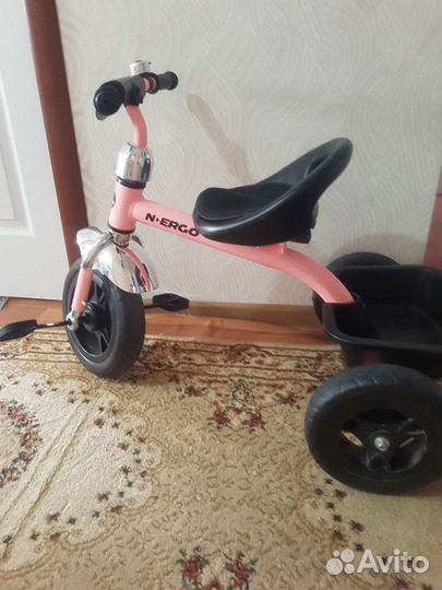 Детский трехколесный велосипед