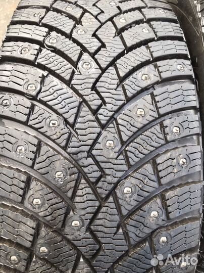Pirelli Ice Zero 2 225/50 R17