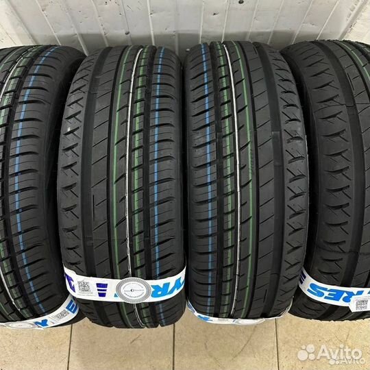 Viatti Strada Asimmetrico V-130 195/55 R15 85V